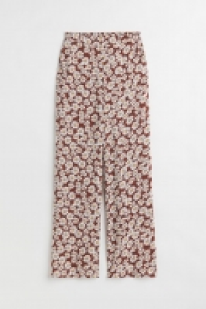 Weite Hose 14.99 €