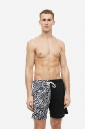 Badeshorts 11.99 €
