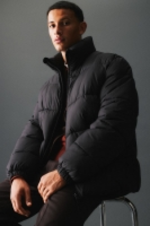 Wasserabweisendes Puffer Jacket 15.99 €