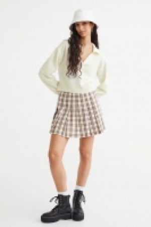 Pullover mit Kragen 6.99 €