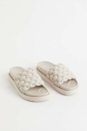 Pantoletten 22.99 €