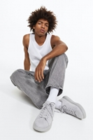 Sneaker 26.99 €