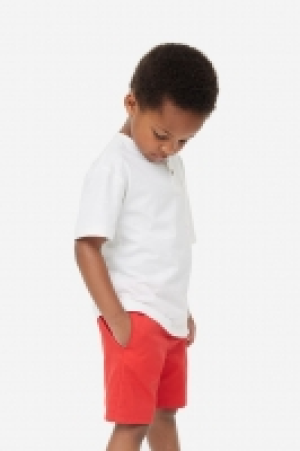 Chinoshorts aus Baumwolle 3.59 €