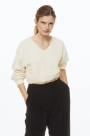 Pullover mit V-Ausschnitt 6.99 €