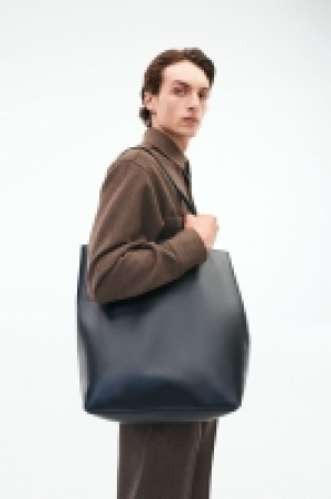 HM  Shopper