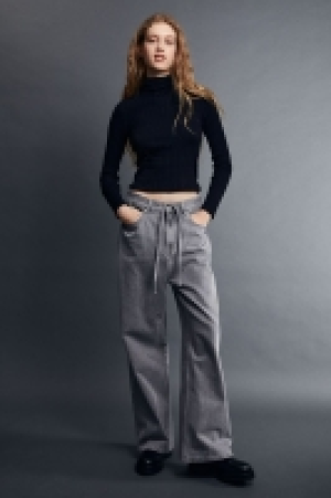 Gerippter Rollkragenpullover 8.99 €