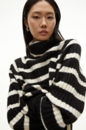 Gerippter Rollkragenpullover 20.99 €