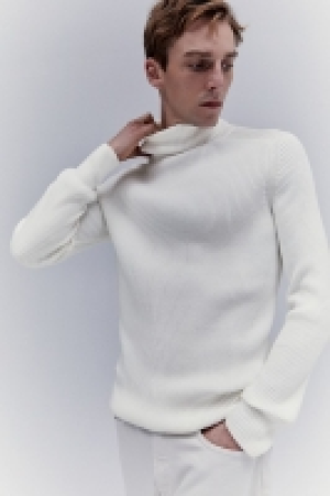 Rollkragenpullover Muscle Fit 18.99 €