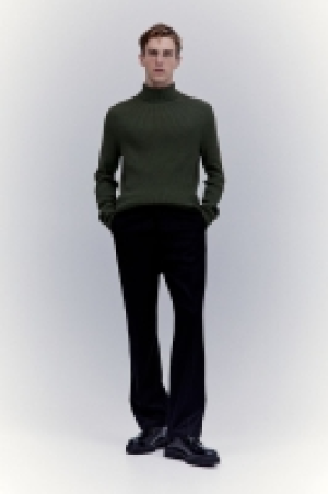 HM  Rollkragenpullover Muscle Fit