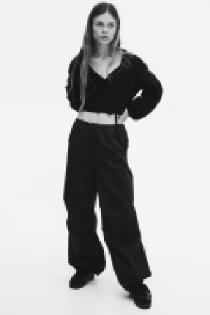 Fallschirmhose 9.99 €