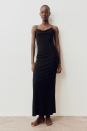 Geripptes Kleid 24.99 €