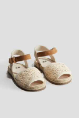 HM  Sandalen