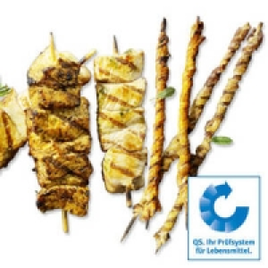 Frische Grillfackeln oder Fleischspieße
