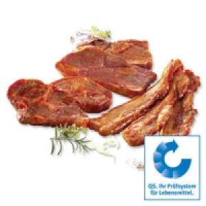 XXL-Grillpaket bestehend aus: 2 Nackensteaks, 2 Bauchscheiben, 1 Holzf