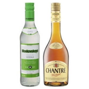 Moskovskaya Russischer Wodka, Chantr&eacute; Weinbrand oder Cuv&eacute;e Rouge