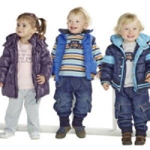 Jungen-Jeans oder -Weste
