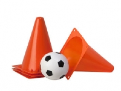 4 PYLONEN MIT BALL