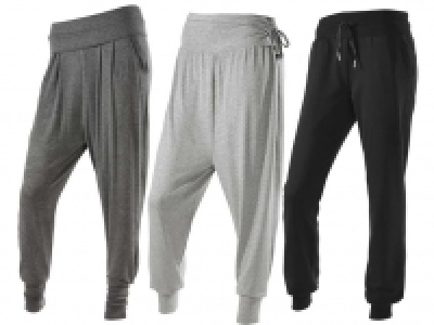 CRIVIT® Damen Wellness-Hose 6.99 €