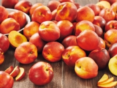 Nektarinen Italien /Spanien 1.99 €