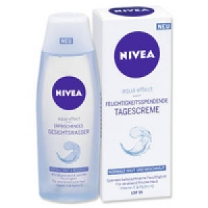 Nivea Feuchtigkeitsspendende Tagescreme, Gesichtswasser oder Reinigung 3.49 €