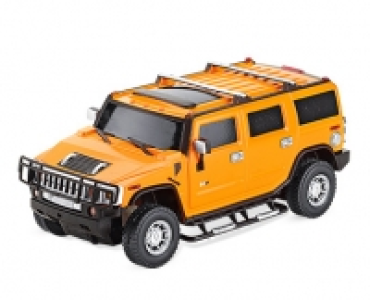 Funkferngesteuertes Auto im Maßstab 1:24