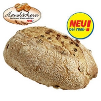 Real  Advents-Nuss-Rosinen-Brot