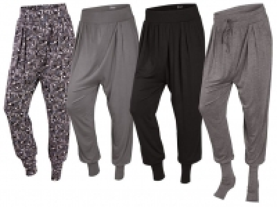 CRIVIT® Damen Wellness-Hose 7.99 €