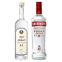Real  Smirnoff Vodka oder Ouzo Plomari 37,5/40 % Vol., versch. Sorten, jede 