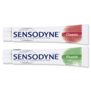 Sensodyne Zahncreme Classic, Fluorid oder Fluorid + Sanftweiss, jede 7 1.69&nbsp;&euro;