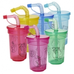 Kinder-Becher-Set bestehend aus 6 Bechern und 12 Trinkhalmen