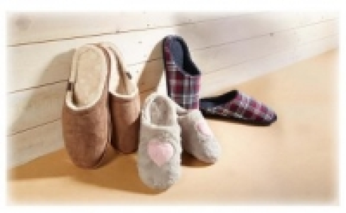 Hausschuhe für Damen oder Herren 5.99 €