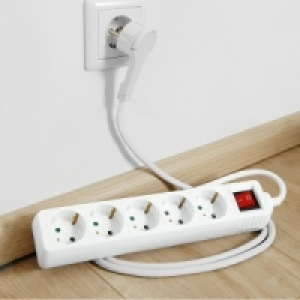 5-fach Steckdosenleiste 3.99 €