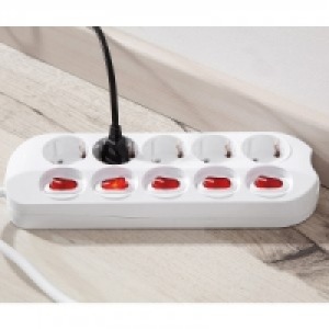 4-fach- oder 5-fach-Steckerleiste 9.99 €