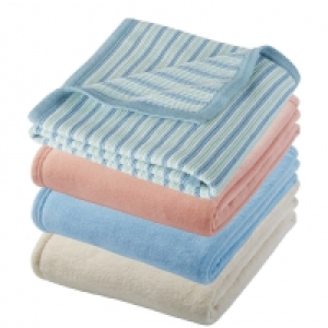 Kaufland  Mikrofaser-Kuscheldecke