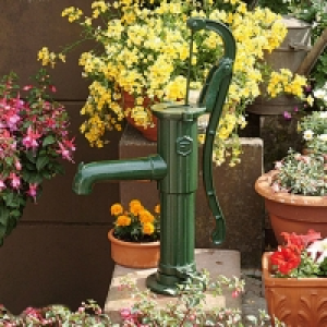 Bauhaus  Floraworld Handschwengelpumpe Royal Classic