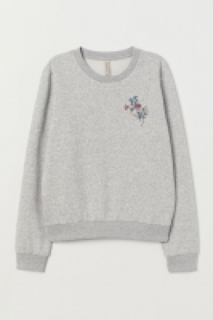  Sweatshirt mit Applikationen 14.99 €