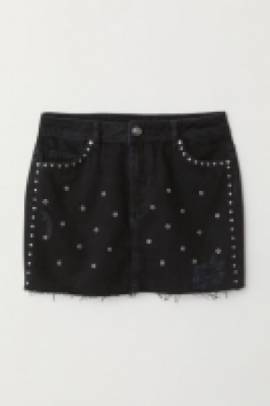  Jeansrock mit Nieten 17.99 €