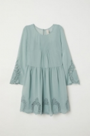  Kleid mit Stickereien 20.99 €