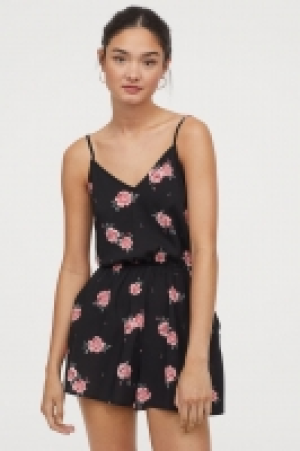  Jumpsuit mit V-Ausschnitt 7.99 €