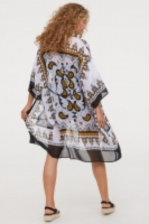 Gemusterter Kimono 24.99 €