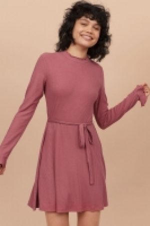  Geripptes Kleid 14.99 €
