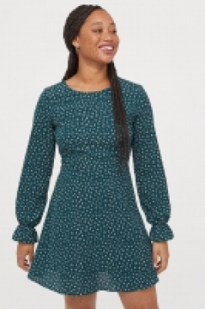  Crêpe-Kleid 7.99 €