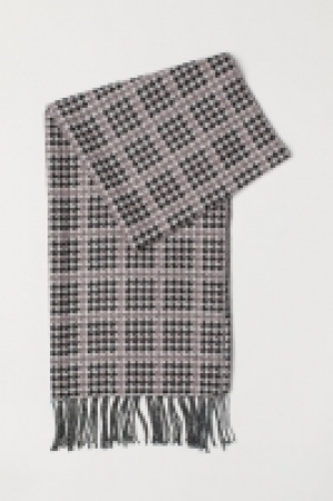  Schal aus Jacquardstoff 6.99 €