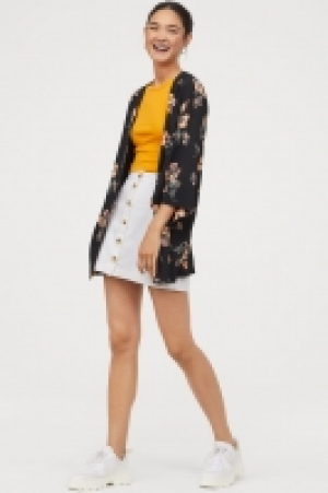  Kimono aus Crêpe 7.99 €