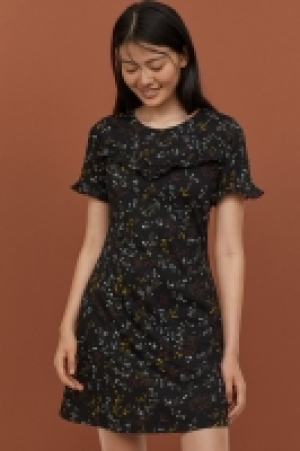  Kleid mit Volants 8.99 €