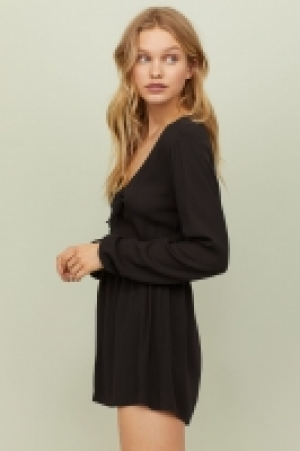 HM   Jumpsuit mit Knotendetail