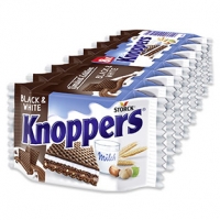 Real  Knoppers Black + White 8er, jede 200-g-Packung
