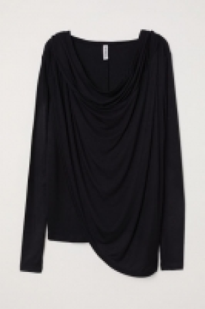  Drapiertes Kapuzenshirt 10.99 €