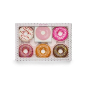 Rossmann I Heart Revolution Xmas 2019 IHR Donut Tray