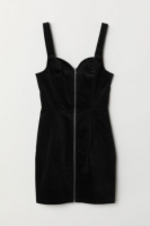 HM   Trägerkleid aus Samt